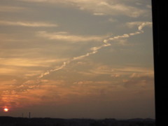 株価のような雲
