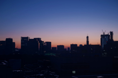 東京は朝の六時-再