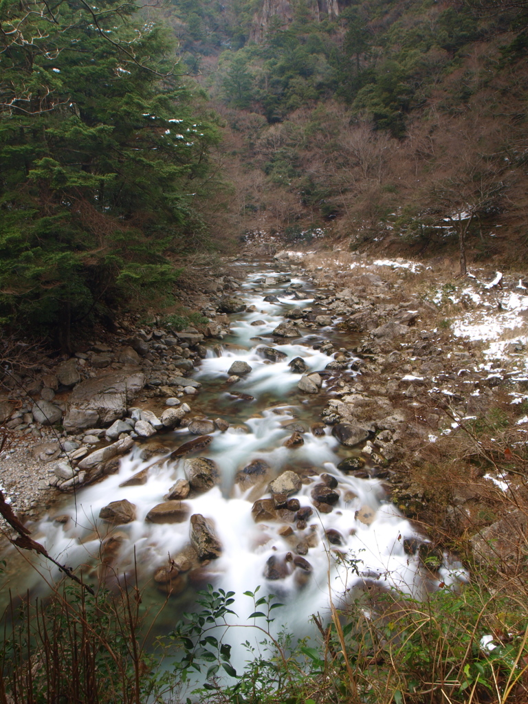 三段峡残雪