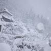 大雪降る
