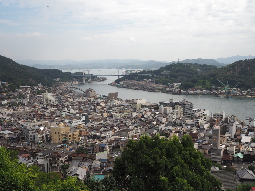 尾道市街。