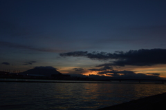 桜島２（夜明け前）