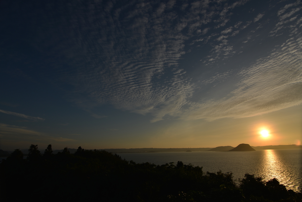 唐津湾に落ちる夕日 その１