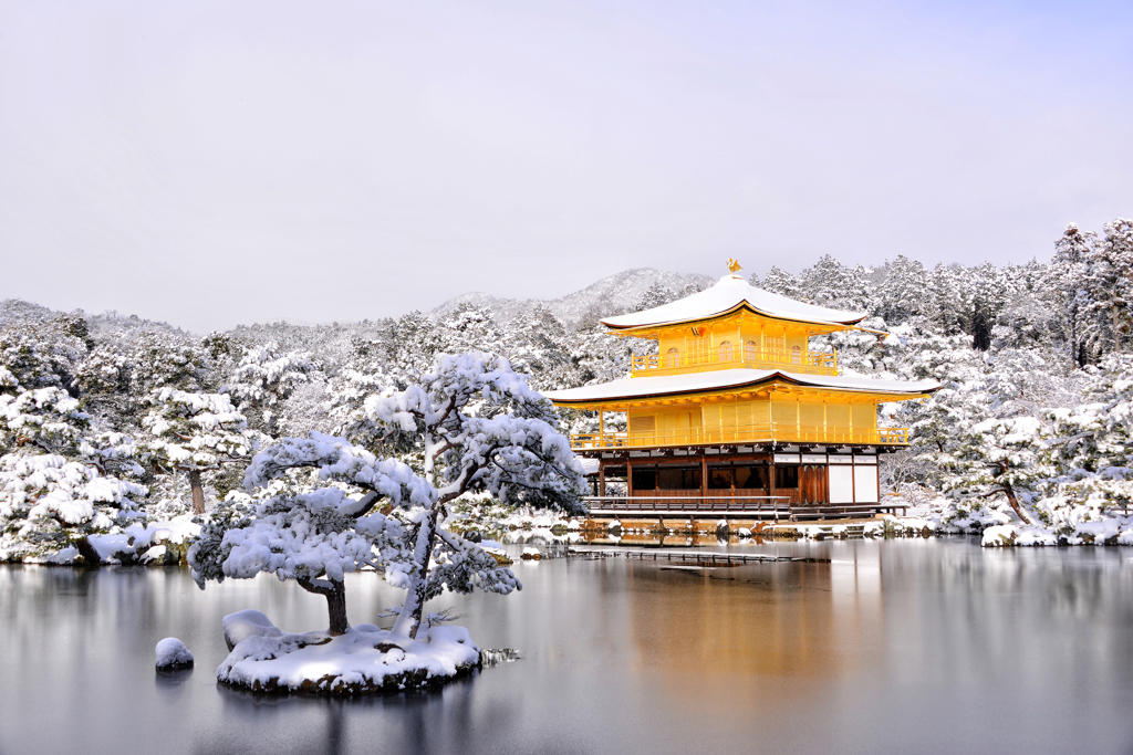 白銀の金閣寺