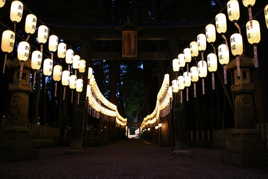 万燈祭　鳥居