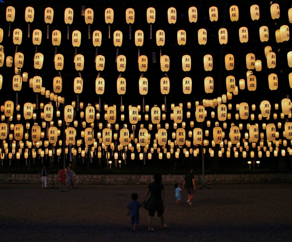 万燈祭　夏祭り