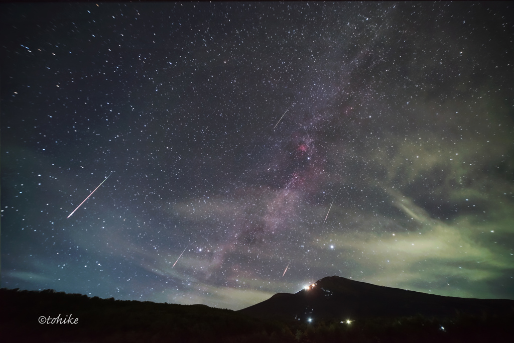 Perseid Meteor Shower with Mt. Fuji