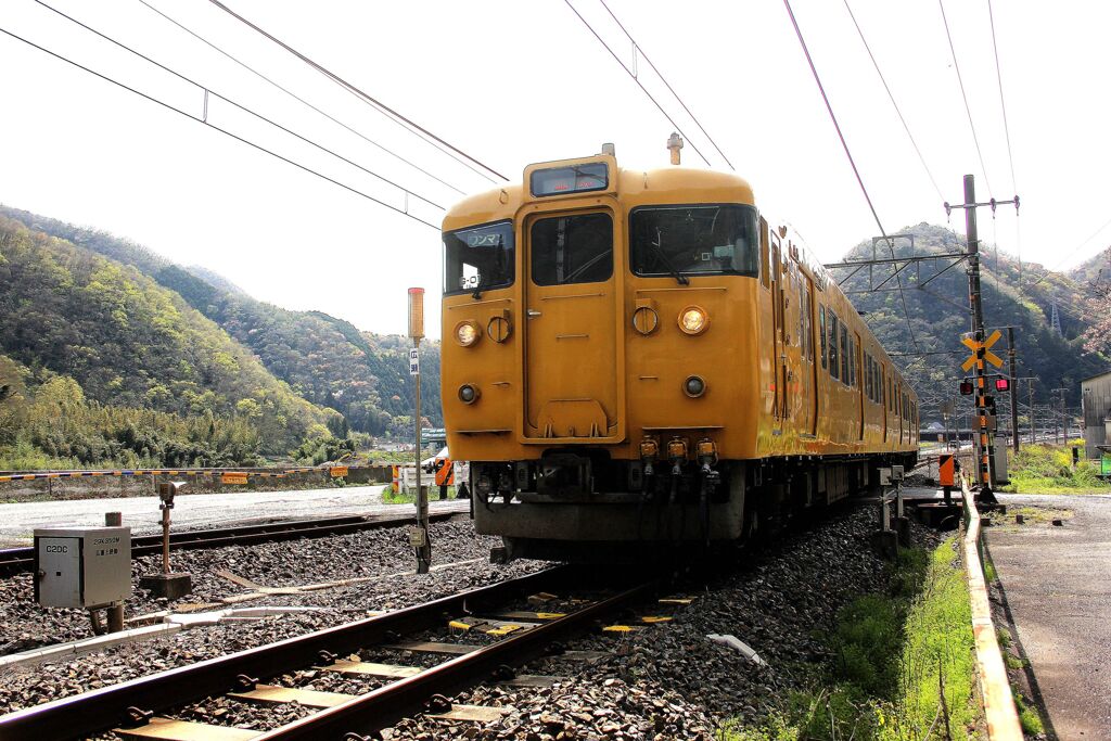 上り　８５８M　ワンマン列車