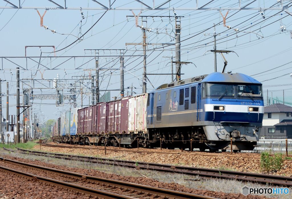 EF210-115牽引の貨物列車