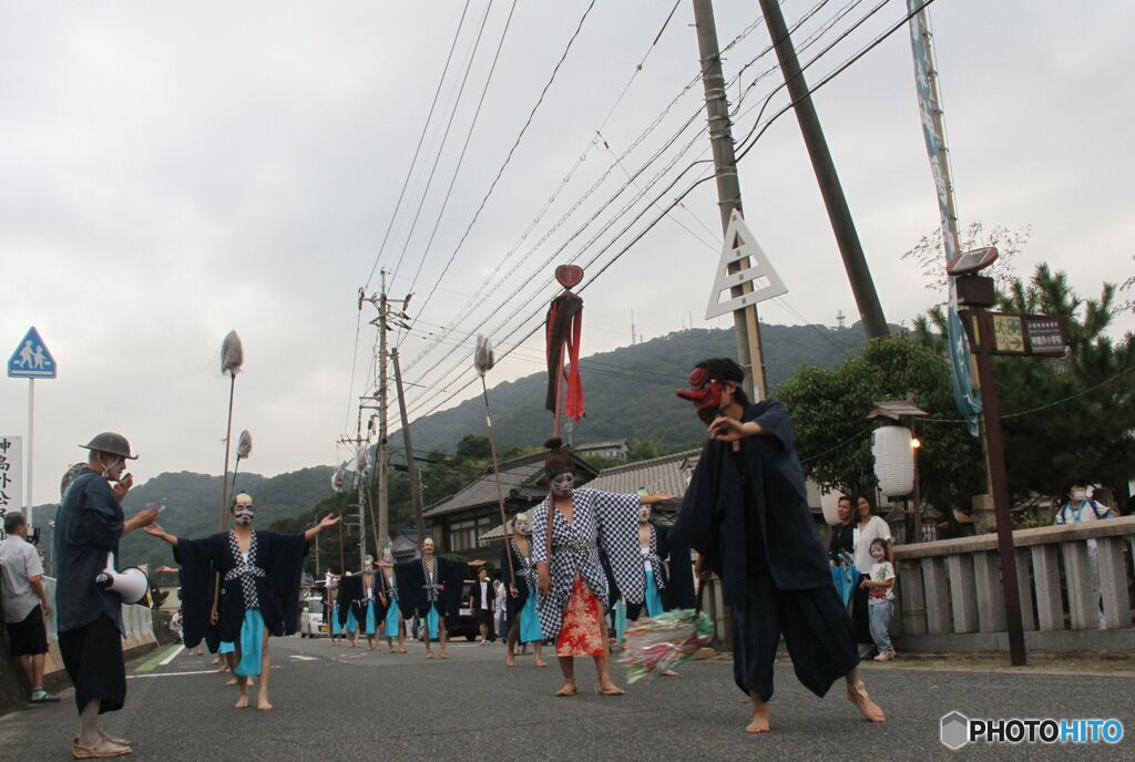 奴行列