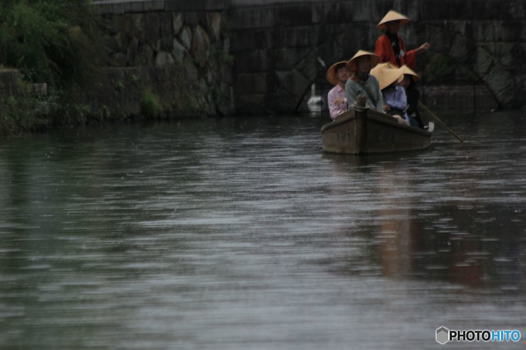 小雨の川船下り