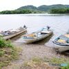 ご近所散歩　川べりの漁船