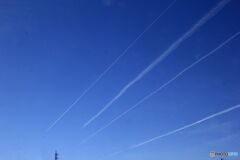 飛行機雲。古い写真から