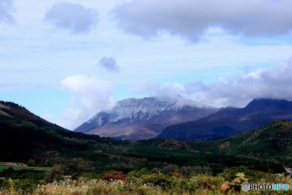 トンネルをぬけて　大山遠望