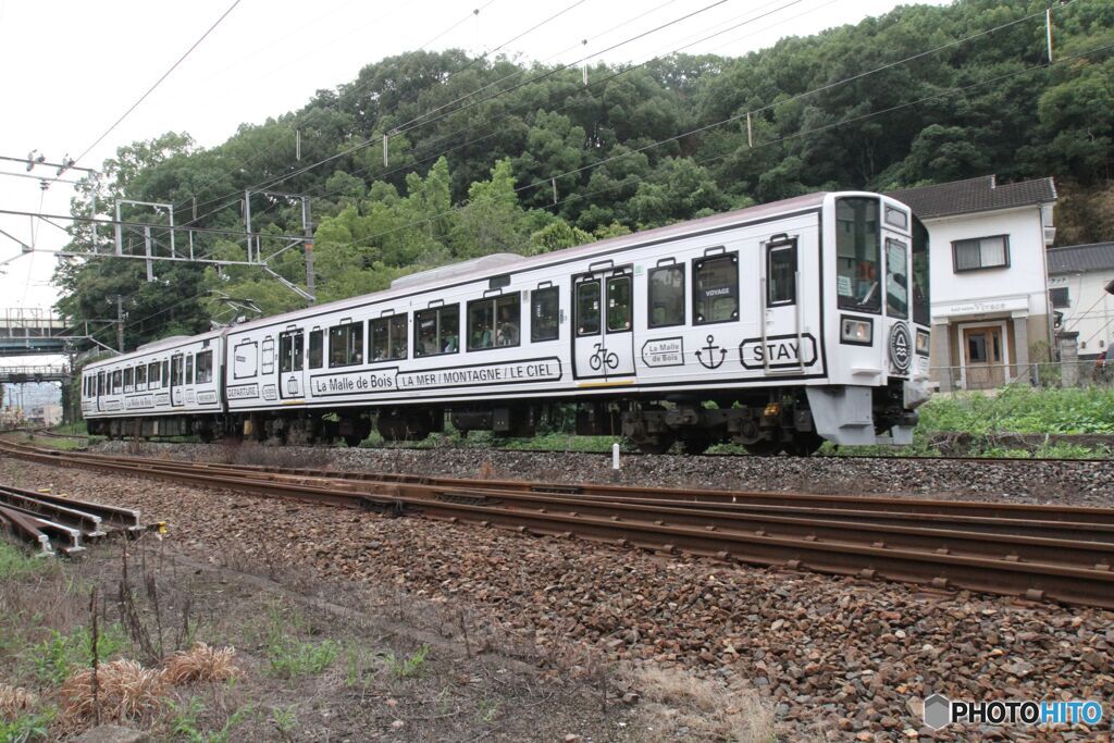 観光列車　快速　ラ・マルしまなみ