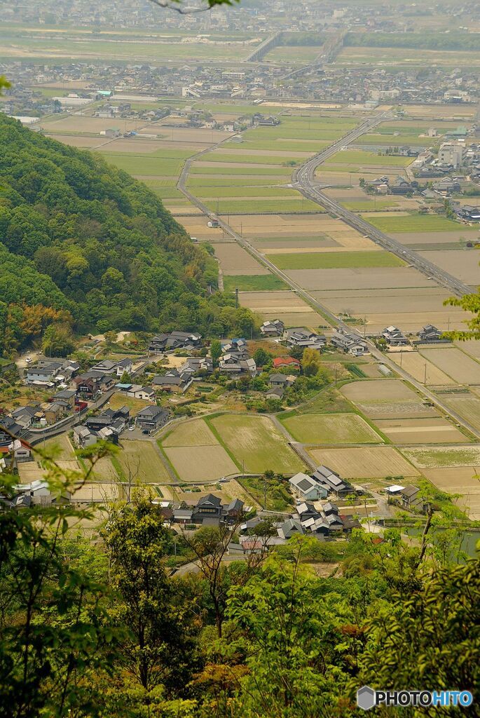 山の上から