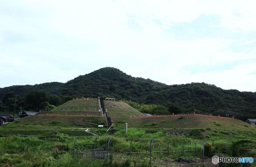千足古墳