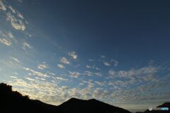 朝の雲