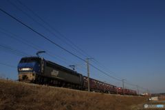 EF200-10  牽引の　貨物列車