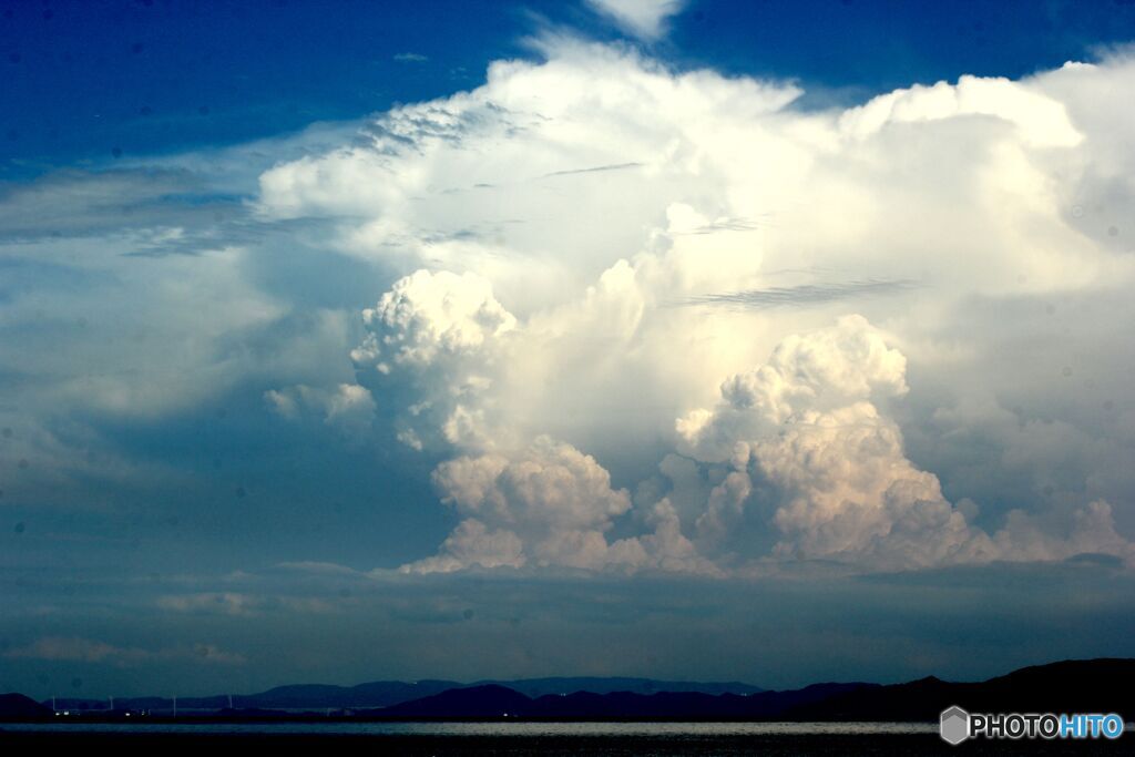 夏の記憶　７月　湧く雲