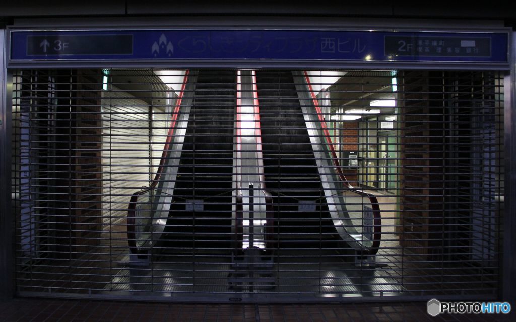 シャッターの向こう