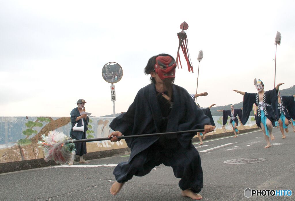 奴行列の先頭