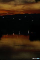 夕空と光と水面