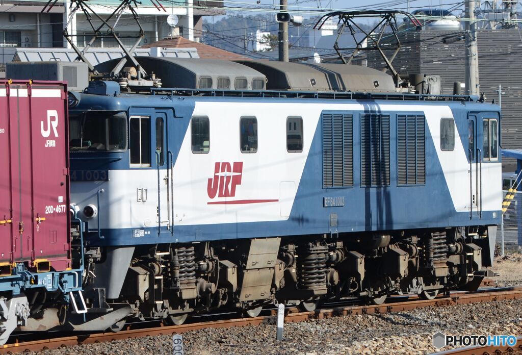 3082列車　EF64-1003