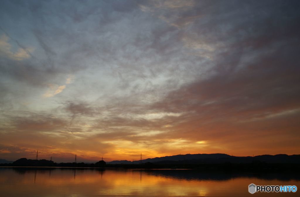 古い写真から　　　高梁川夕景