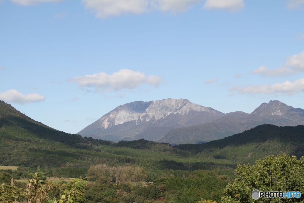  大山　　野土呂峠を越えて