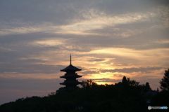 蔵出し 夕焼けと五重塔 蔵出し 夕焼けと五重塔