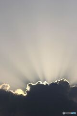 横に広がる天使のはしご