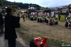 秋祭り　田んぼでひと踊り