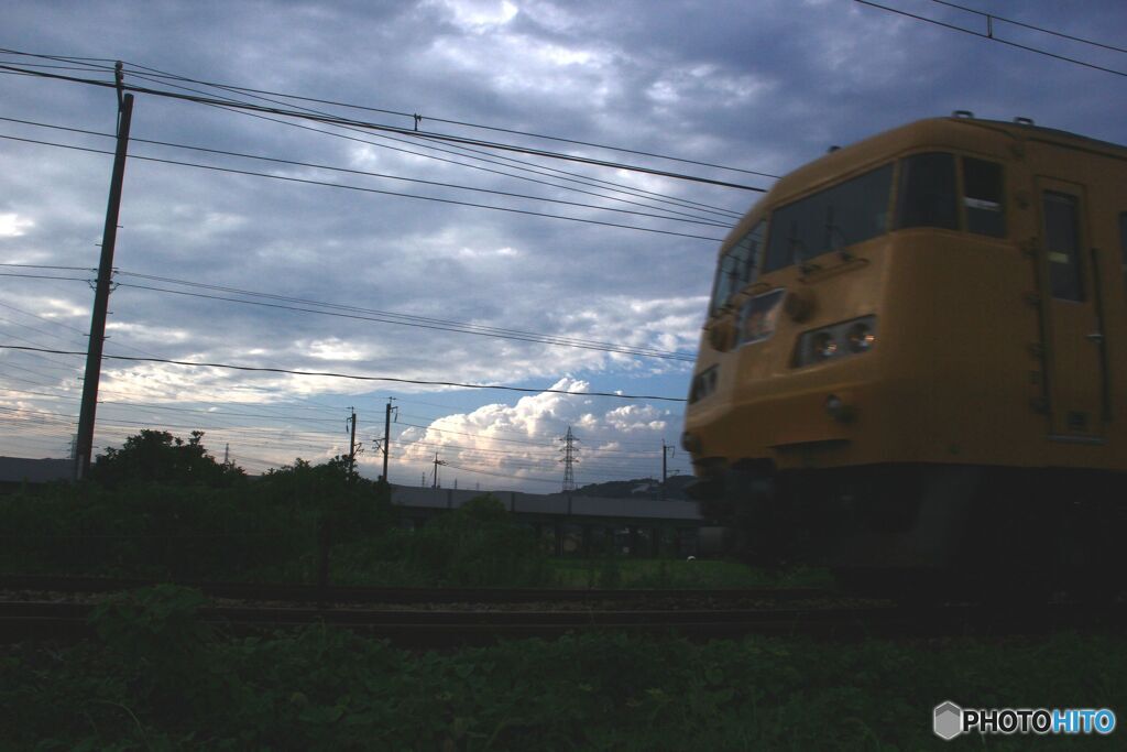 湧く雲