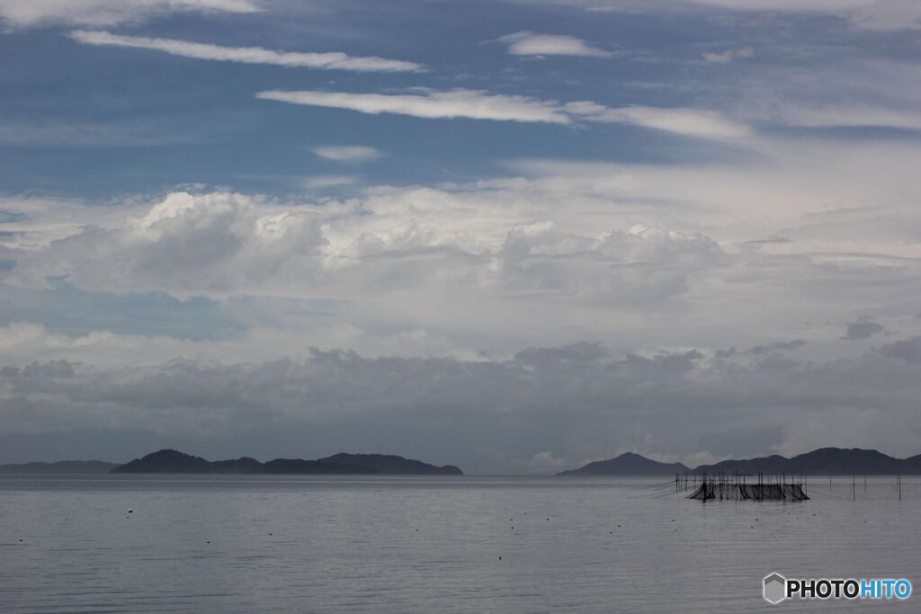 海上の雲