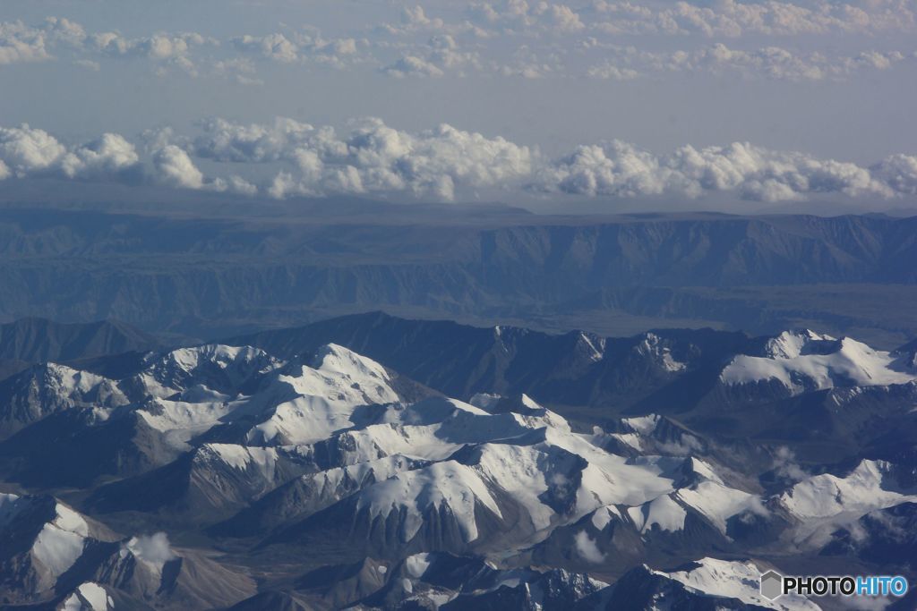 天山山脈を越えて