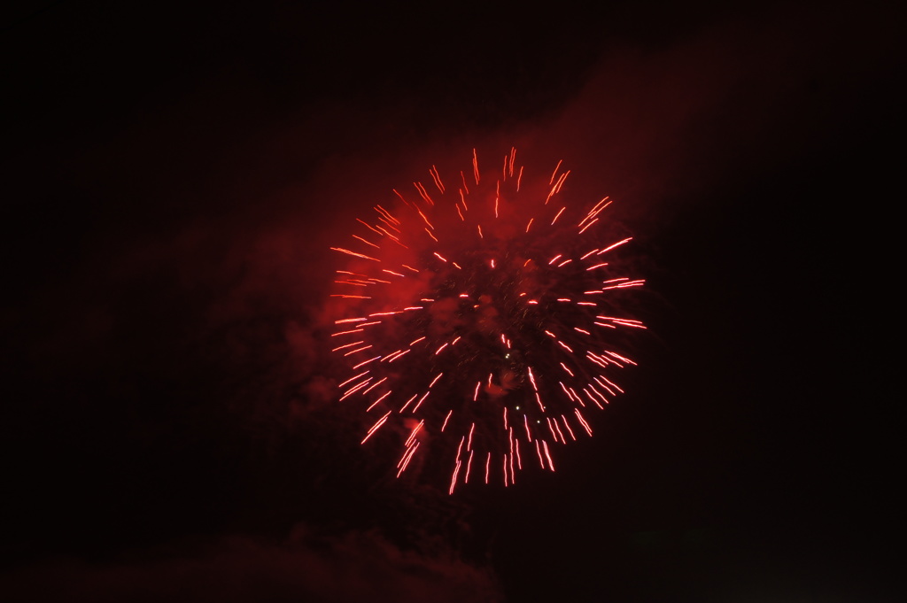 秋の夜空に咲く花火３