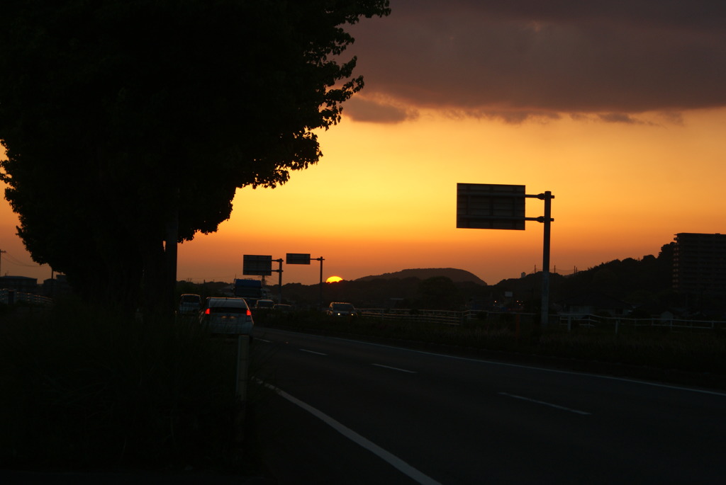 落ちゆく太陽