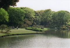 六義園