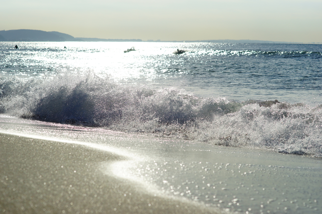 煌く冬の海