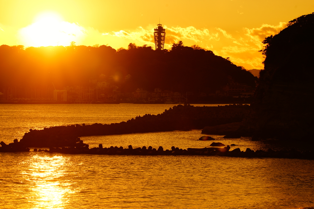 R134小動の夕景