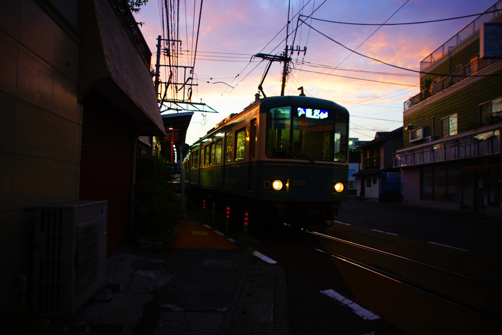 朝焼け雲に彩られて