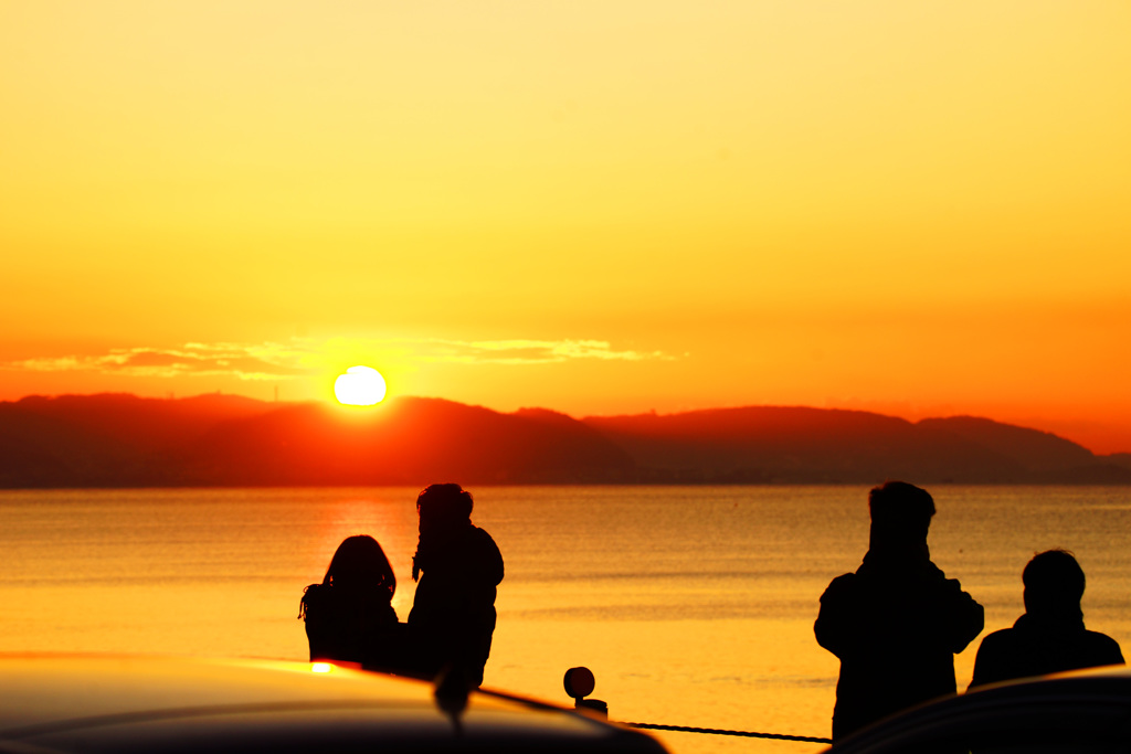 御来光を浴びて…幸せを感じる年となります様に