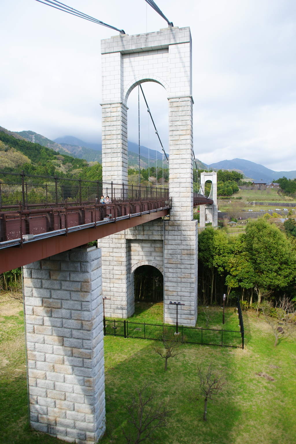 秦野戸川公園 風の吊橋 2016 4/9 DSC04430