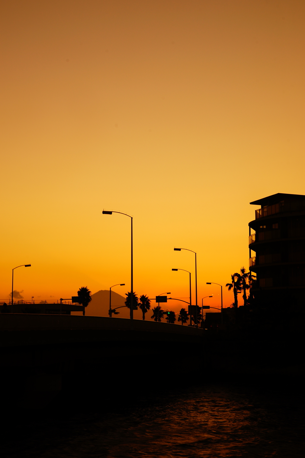 R134夕暮れ　DSC09266