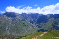 教会と山