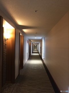 奥の奥へ