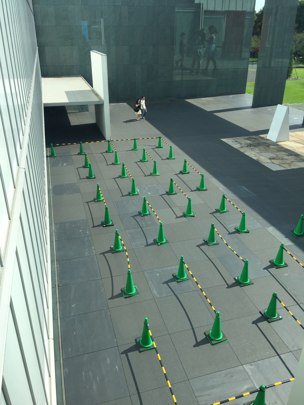 豊田市美術館   不思議発見