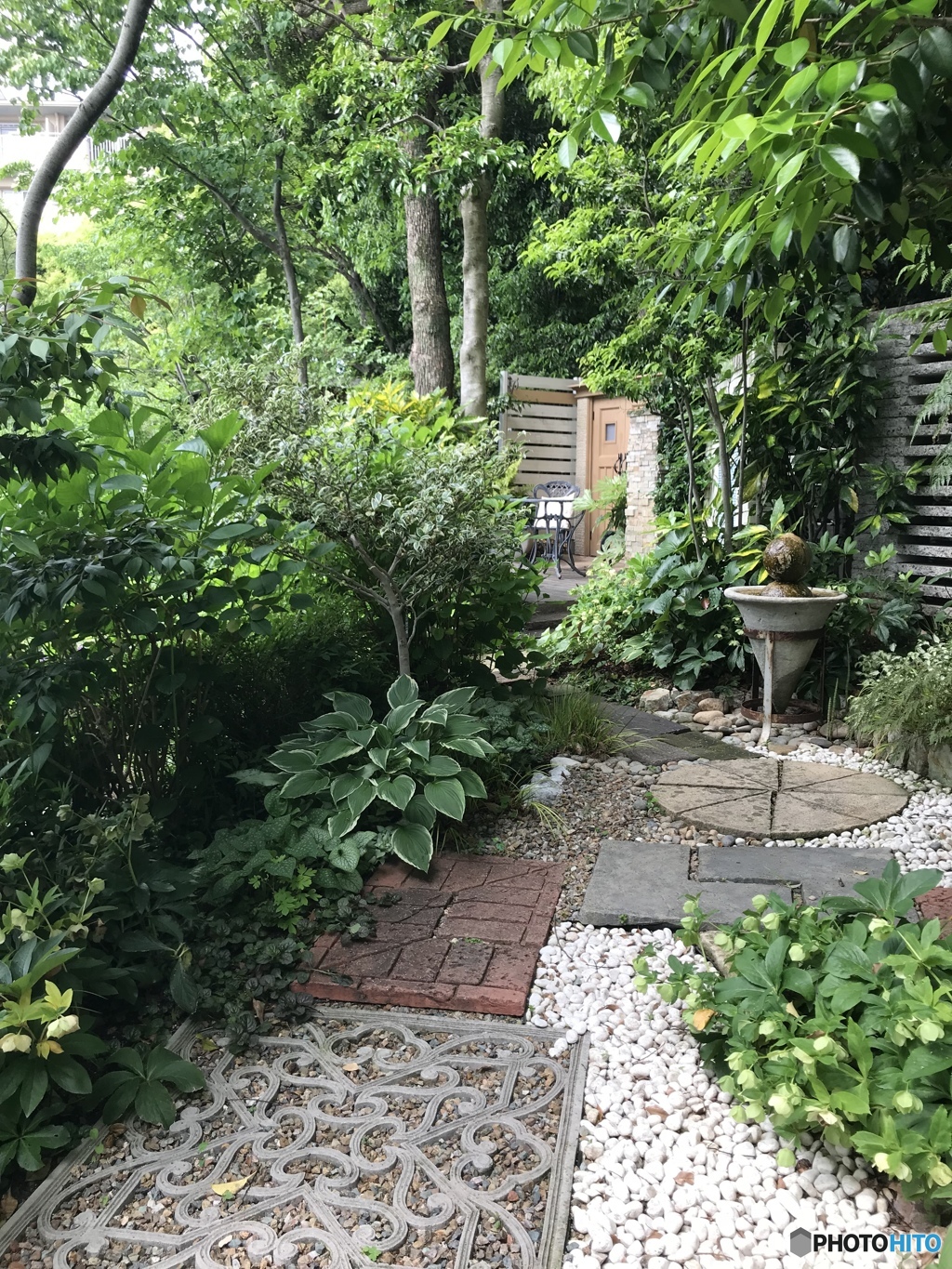 花遊庭  誘われるままに