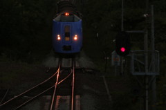 夕闇で